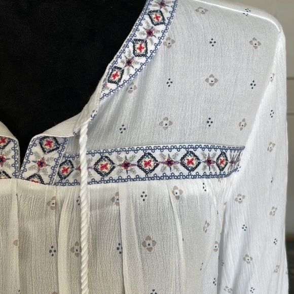 Caffe Marrahesh top shirt white blue 3/4 sleeve smock babydoll Size Medium - Picture 6 of 9